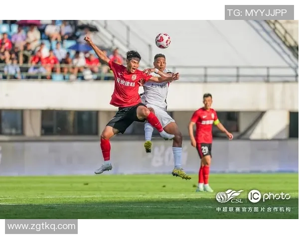 中超赛场梅米舍维奇关键解围助球队逆转局势展现防守实力