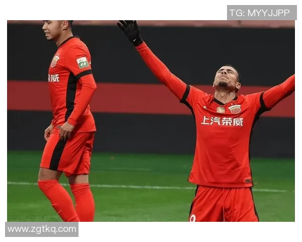 广州恒大战胜上海海港,取得中超联赛三连胜,提升领先优势 广州恒大战胜上海海港,取得中超联赛三连胜,提升领先优势