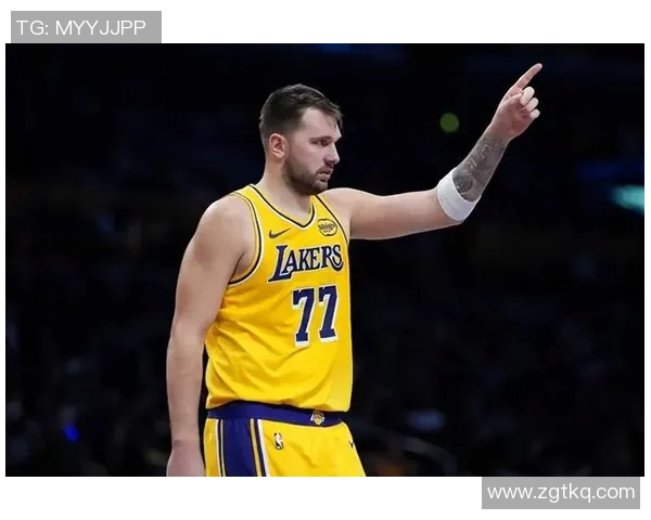 湖人再次击败独行侠，卫冕冠军强势表现